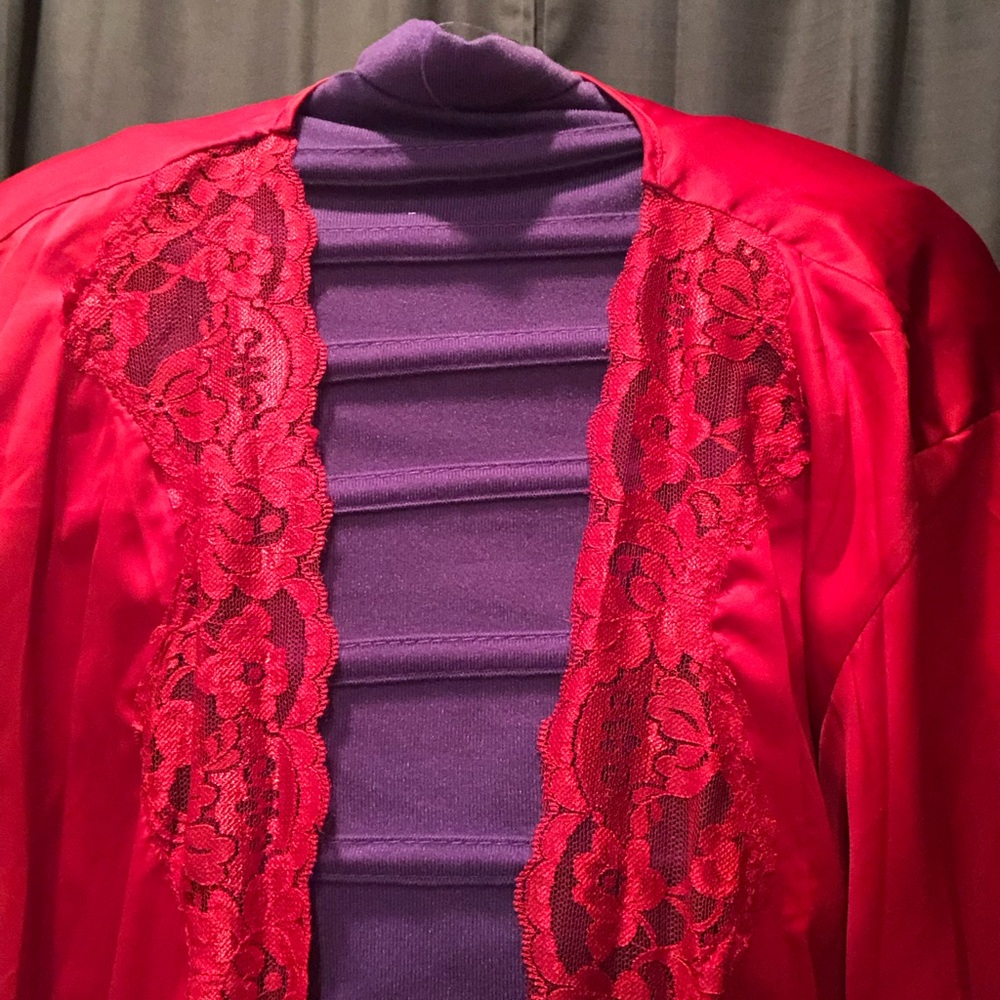 Leonie - Elegant Lace Women's Robe - Red